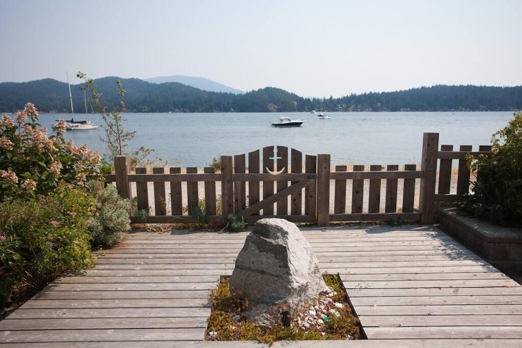 Iconic 3-Story Waterfront 'Marina House' W/ View Villa Gibsons Exteriör bild